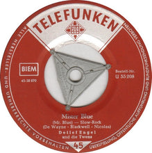 Load image into Gallery viewer, Detlef Engel : Mister Blue / Junges Glück (7", Single)