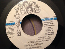 Load image into Gallery viewer, Michael Buckley (2) : The World  (7")