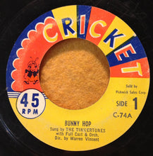 Load image into Gallery viewer, The Tinkertones / Sherry Sue : Bunny Hop  (7", Single)