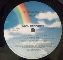 Load image into Gallery viewer, Spyro Gyra : Catching The Sun (LP, Album, RP)