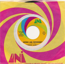 Load image into Gallery viewer, Strawberry Alarm Clock : Incense And Peppermints (7", Single)