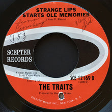 Load image into Gallery viewer, The Traits : Harlem Shuffle (7&quot;)