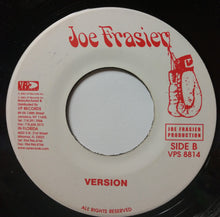 Load image into Gallery viewer, Sanchez : War (7")