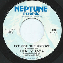 Load image into Gallery viewer, The O&#39;Jays : Deeper (In Love With You) / I&#39;ve Got The Groove (7&quot;, Single)