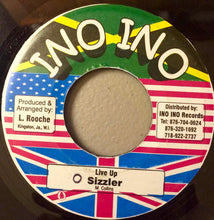 Load image into Gallery viewer, Sizzla : Live Up (7")