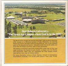 Load image into Gallery viewer, Richard Roberts (4) With The World Action Singers And The Ralph Carmichael Orchestra : The God Of Miracles / Something Good Is Going To Happen To You (7&quot;, Single)