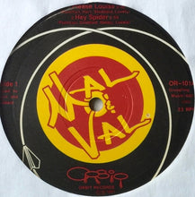 Load image into Gallery viewer, Mal &amp; Val : Touchdown!! (12&quot;, EP)