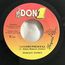 Load image into Gallery viewer, Leroy Sibbles : Mama (7")