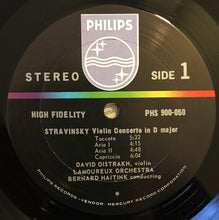 Load image into Gallery viewer, Igor Stravinsky / Wolfgang Amadeus Mozart — David Oistrach, Bernard Haitink, Orchestre Des Concerts Lamoureux : Stravinsky Violin Concerto; Mozart Violin Concerto No. 1 (LP)