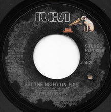 Load image into Gallery viewer, Glenn Jones : Giving Myself To You / Set The Night On Fire (7&quot;)