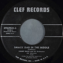 Load image into Gallery viewer, Count Basie Orchestra : Smack Dab In The Middle (7")