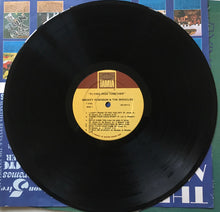 Load image into Gallery viewer, Smokey Robinson And The Miracles : Flying High Together (LP, Album)