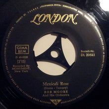 Load image into Gallery viewer, Bob Moore And His Orchestra : Auf Meiner Kleinen Hazienda (7", Club)