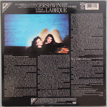 Load image into Gallery viewer, George Gershwin / Katia Et Marielle Labèque : An American In Paris - Fantasy On Porgy And Bess (LP, Album)