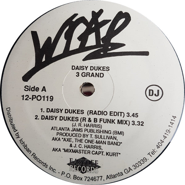 3 Grand : Daisy Dukes (12