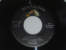 Load image into Gallery viewer, The Browns (3) : Jim Edward, Maxine and Bonnie Brown (7", EP)