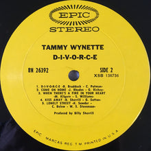 Load image into Gallery viewer, Tammy Wynette : D-I-V-O-R-C-E (LP, Album, Ter)