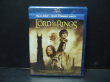 Load image into Gallery viewer, The Lord of the Rings: The Two Towers (Blu-ray, DVD, 2 Disc, 2010)