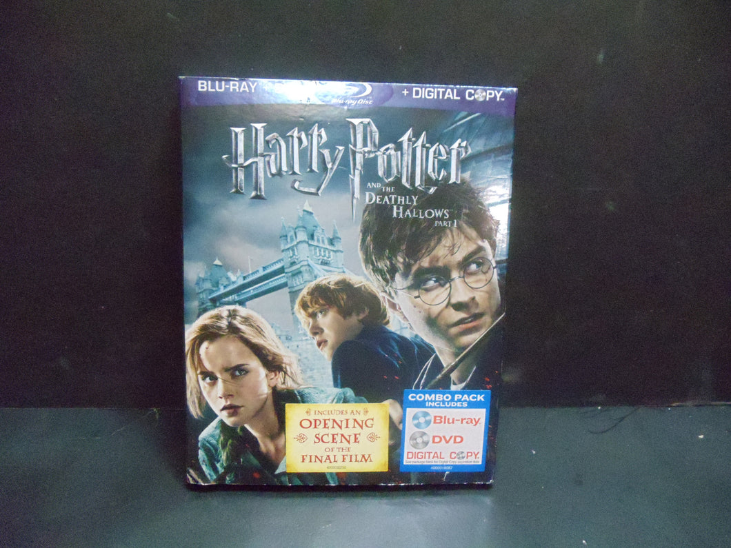 Harry Potter and the Deathly Hallows: Part One (Blu-ray/DVD, 2011, 3-Disc set)