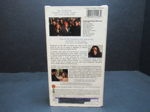 Singles (VHS, 1993)